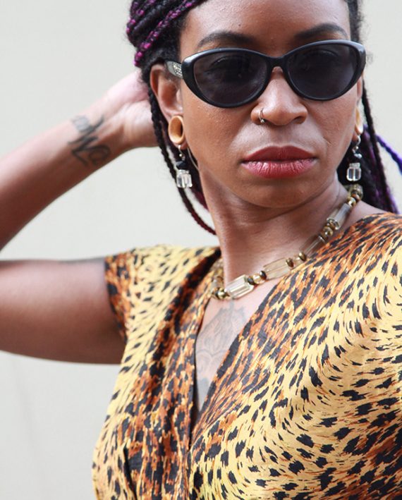 betty-wiggle-beverly-swing-dress-08